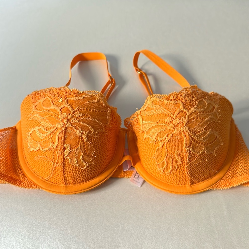Victoria’s Secret bra padded lace bra New